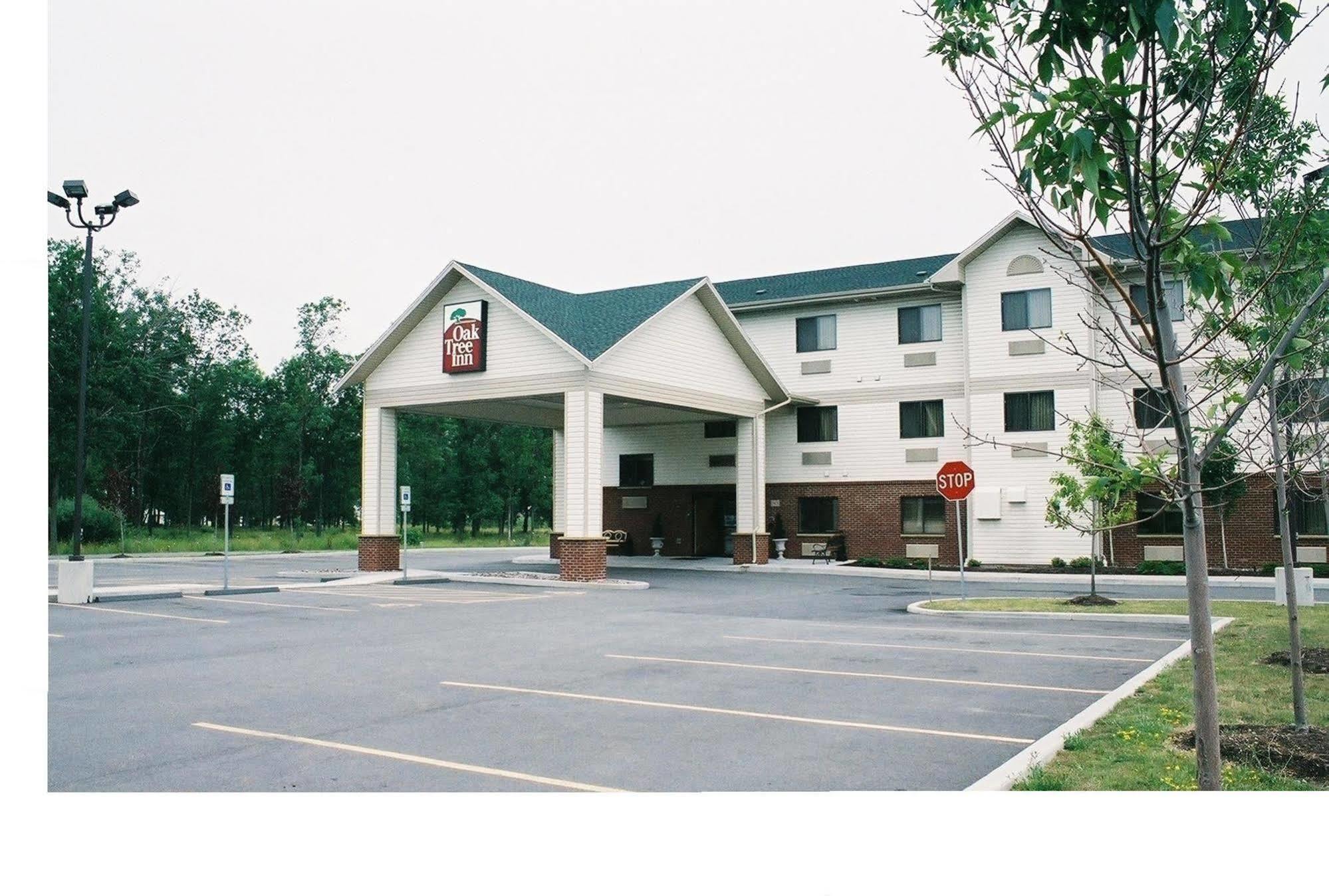Baymont By Wyndham Búfalo Exterior foto